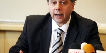 Κορκίδης: Τέλος από τη ΝΔ λόγω του ανοίγματος των καταστημάτων τις Κυριακές