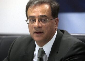 Χαρδούβελης προς υπουργούς: Μην χαλαρώνετε..