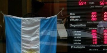 Tην Τετάρτη η Αργεντινή θα χρεοκοπήσει για τρίτη φορά στην ιστορία της – Τι γράφουν οι Financial Times