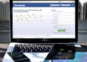 Συνέλαβαν τους Ελληνες χάκερς που τρομοκράτησαν το Ιντερνετ -Mόλυναν 250.000 PC μέσω Facebook και έκλεψαν κωδικούς