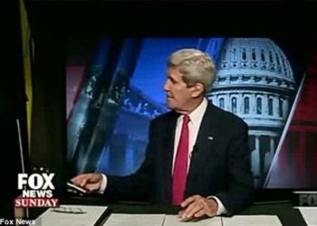 Το ανοιχτό μικρόφωνο πρόδωσε τον Κέρι – Τον «έπιασε» να επικρίνει το Ισραήλ