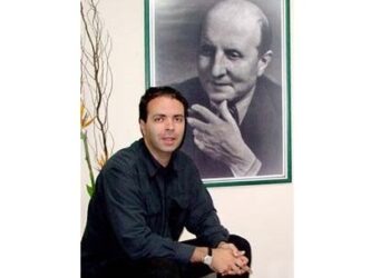 Με τη φαρέτρα γεμάτη πας στη μάχη – Ν. Λυγερός