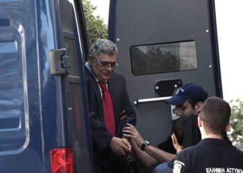 Επιστρέφουν στη φυλακή οι τρεις της Χ.Α. – Ελεύθεροι για τις συμπληρωματικές κατηγορίες