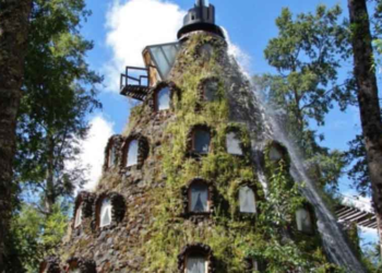 Τα πιο παράξενα ξενοδοχεία στον κόσμο -Τα 13 καταλύματα που θα σας κάνουν να αλλάξετε τον τρόπο που βλέπετε τις διακοπές [εικόνες]