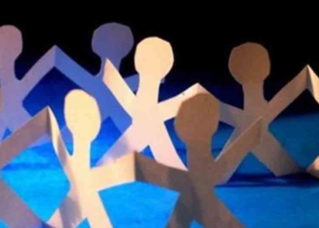 Μειωμένο κατά 50% φέτος το οικογενειακό επίδομα – Πότε ανοίγει η διαδικασία υποβολής των αιτήσεων