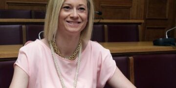 Ερώτηση της Ραχήλ Μακρή για απόφαση λειτουργίας καζίνο στην Φλώρινα