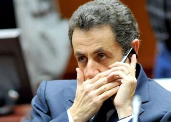 Σάλος στη Γαλλία: Υπό κράτηση ο Νικολά Σαρκοζί για διαφθορά