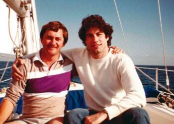 Ο Τραβόλτα ήταν gay; Ο εραστής του γράφει βιβλίο [εικόνες]