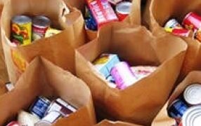 Δωρεά τροφίμων στις κατασκηνώσεις της Ιεράς Μητροπόλεως Φλωρίνης, Πρεσπών και Εορδαίας