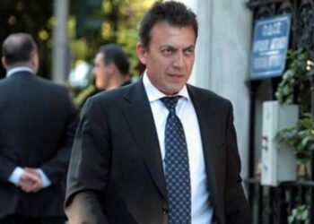 Έλεγχοι για αδήλωτη εργασία, με εντολή Γ. Βρούτση