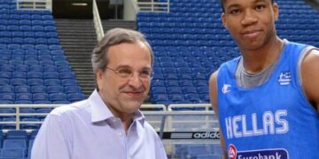 Οταν ο Σαμαράς πήγε στην εθνική ομάδα μπάσκετ