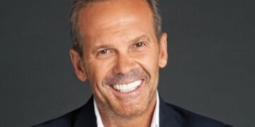 Ατύχημα με το αυτοκίνητo είχε ο Πέτρος Κωστόπουλος