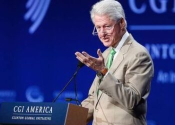 Μπιλ Κλίντον: Μπορούσα να σκοτώσω τον Οσάμα μπιν Λάντεν πριν την 11η Σεπτεμβρίου. Δεν το έκανα γιατί θα ήμουν σαν εκείνον