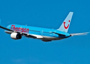 Βρετανία: Μεθυσμένη 48χρονη, εν πτήσει, ζητούσε αλεξίπτωτο να πετάξει!