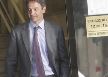 Μητσοτάκης: Οι απολύσεις που έχουν προγραμματιστεί θα γίνουν