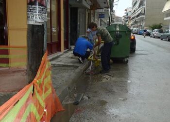 Πλημμύρισαν καταστήματα από τη βροχή… ΑΓΑΝΑΚΤΙΣΜΕΝΟΙ οι καταστηματάρχες