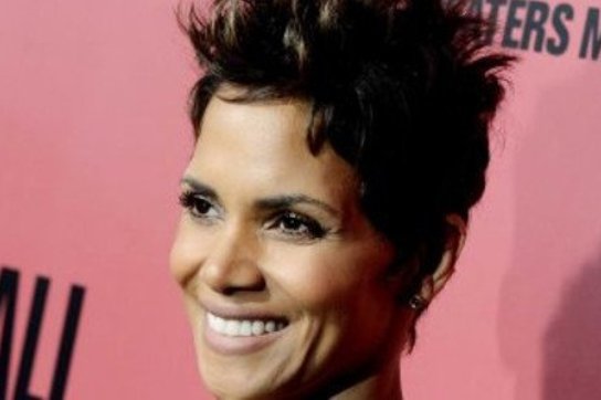 Οι διάσημοι που ήταν άστεγοι πριν γίνουν πάμπλουτοι -Πώς οι ίδιοι έφεραν τα πάνω-κάτω στη ζωή τους [εικόνες]