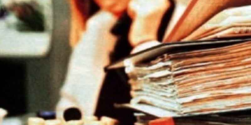 Σκάνδαλο μεγατόνων -Δίνουν συγχωροχάρτι για το φαγοπότι στις δημοτικές επιχειρήσεις