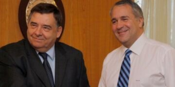 Υπέρ της επιστροφής Καρατζαφέρη στη ΝΔ τάχθηκε ο Βορίδης