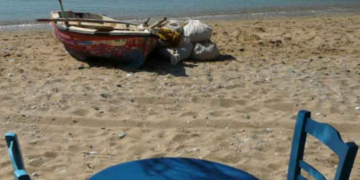 Καύσωνας και μπουρίνια, το σκηνικό του καιρού σήμερα -Σε ποιες περιοχές θα βρέξει