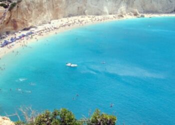 New York Times: Πως η Ελλάδα της κρίσης πουλάει λάδι και τουρισμό στους Κινέζους