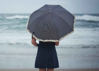 Αλλάζει ο καιρός: Υποχωρεί ο καύσωνας, έρχονται καταιγίδες -Πού θα βρέξει