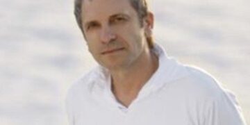 Θύμα σπείρας διαρρηκτών ο γνωστός σχεδιαστής μόδας Πάνος Ζήνας -Εισέβαλαν στην βίλα του στη Μύκονο