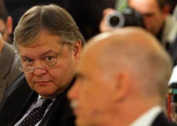 Αδύνατη πλέον η συνύπαρξη Βενιζέλου – Παπανδρέου