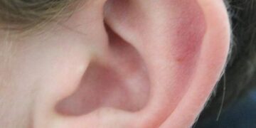 Μια κοπέλα στα 29 της ακούει για πρώτη φορά.. (ΔΕΙΤΕ ΒΙΝΤΕΟ)