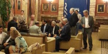 Σαμαράς: «Αν δοθεί η ευκαιρία στον Τσίπρα για εκλογές, δεν θα μείνει ευρώ στις τράπεζες»