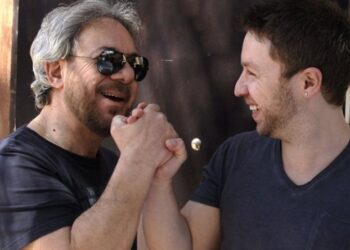 Γιάννης Βαρδής: Ήταν δύσκολο όταν είπα στον πατέρα μου ότι θα του ξυρίσω το κεφάλι