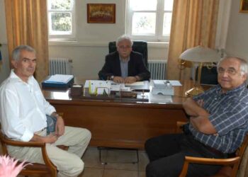 Επίσκεψη προέδρου και Ειδικού Γραμματέα  της Βοϊακής Εστίας στο Δήμαρχο Βοΐου