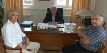 Επίσκεψη προέδρου και Ειδικού Γραμματέα  της Βοϊακής Εστίας στο Δήμαρχο Βοΐου