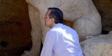 Σαμαράς για Αμφίπολη: Παγκόσμια η σημασία της – Ακούω μόνο την κυρία Περιστέρη