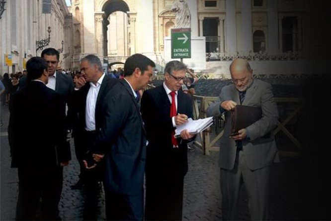 Βατικανό: Ο Πάπας συνάντησε τον Τσίπρα ως ακτιβιστή