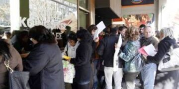 Στους 979.026 οι εγγεγραμμένοι άνεργοι τον Ιούλιο στον ΟΑΕΔ