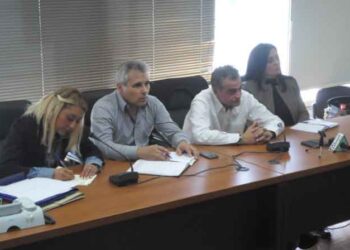 Συνάντηση του Περιφερειάρχη Θ. Καρυπίδη  με τους Προέδρους των Τ.Κ. και τους συλλόγους πληττόμενων από τις δραστηριότητες της Δ.Ε.Η. και των ορυχείων της Π.Ε. Φλώρινας