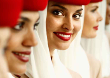 Οι 10 αεροπορικές εταιρείες με τις ομορφότερες αεροσυνοδούς -Εχουν τα πιο «θρυλικά», εντυπωσιακά κορίτσια [εικόνες]