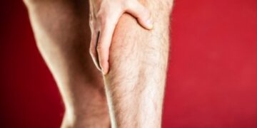 Πώς θα αποφύγετε τις κράμπες στα πόδια