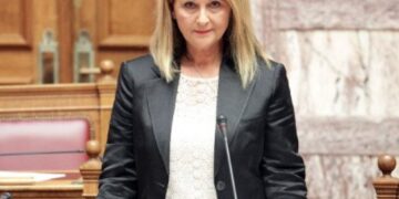 Βούλτεψη: Οι Ελληνες πέταξαν τα χρήματά τους σε ακίνητα