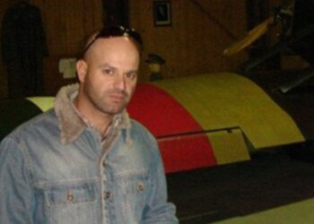 Ο Κερκυραίος κομμωτής που μιλάει με την Τρόικα -Το email που του έστειλε ο Ματίας Μορς [εικόνες]