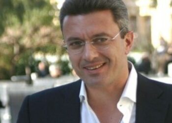 Χατζηνικολάου: «Γιάννη Βούρο είσαι μεγάλος…ηθοποιός»