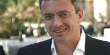 Χατζηνικολάου: «Γιάννη Βούρο είσαι μεγάλος…ηθοποιός»