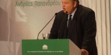 Με έξι καρφιά «σταύρωσε» ο Βενιζέλος τον Γιώργο Παπανδρέου