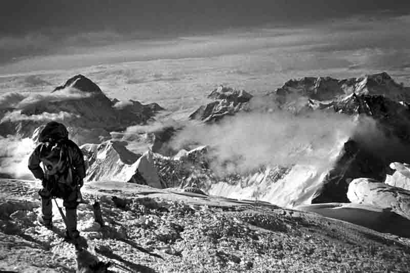Georgios-Ioannis Tsianos, Everest summit.