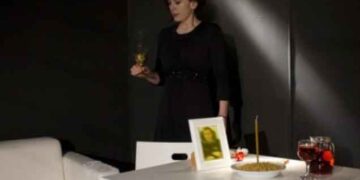 Οι νικητές του διαγωνισμού για τη θεατρική παράσταση “Η πόρνη από πάνω”