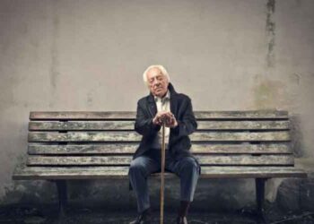 9 αρνητικές σκέψεις που απομακρύνουν τους ανθρώπους από κοντά σας