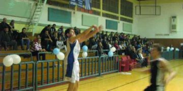 Κάγκελα- ΚΙΝΔΥΝΟΣ ΘΑΝΑΤΟΣ- στο κλειστό γυμναστήριο