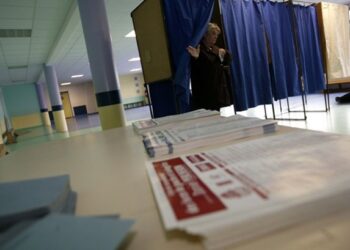 Άνοιξαν οι κάλπες – Τι πρέπει να γνωρίζουμε – Πόσοι ψηφίζουν στη Δυτική Μακεδονία