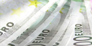 Στη συνεδρίαση της ΕΚΤ την Τετάρτη το πρόβλημα της ελληνικής ρευστότητας